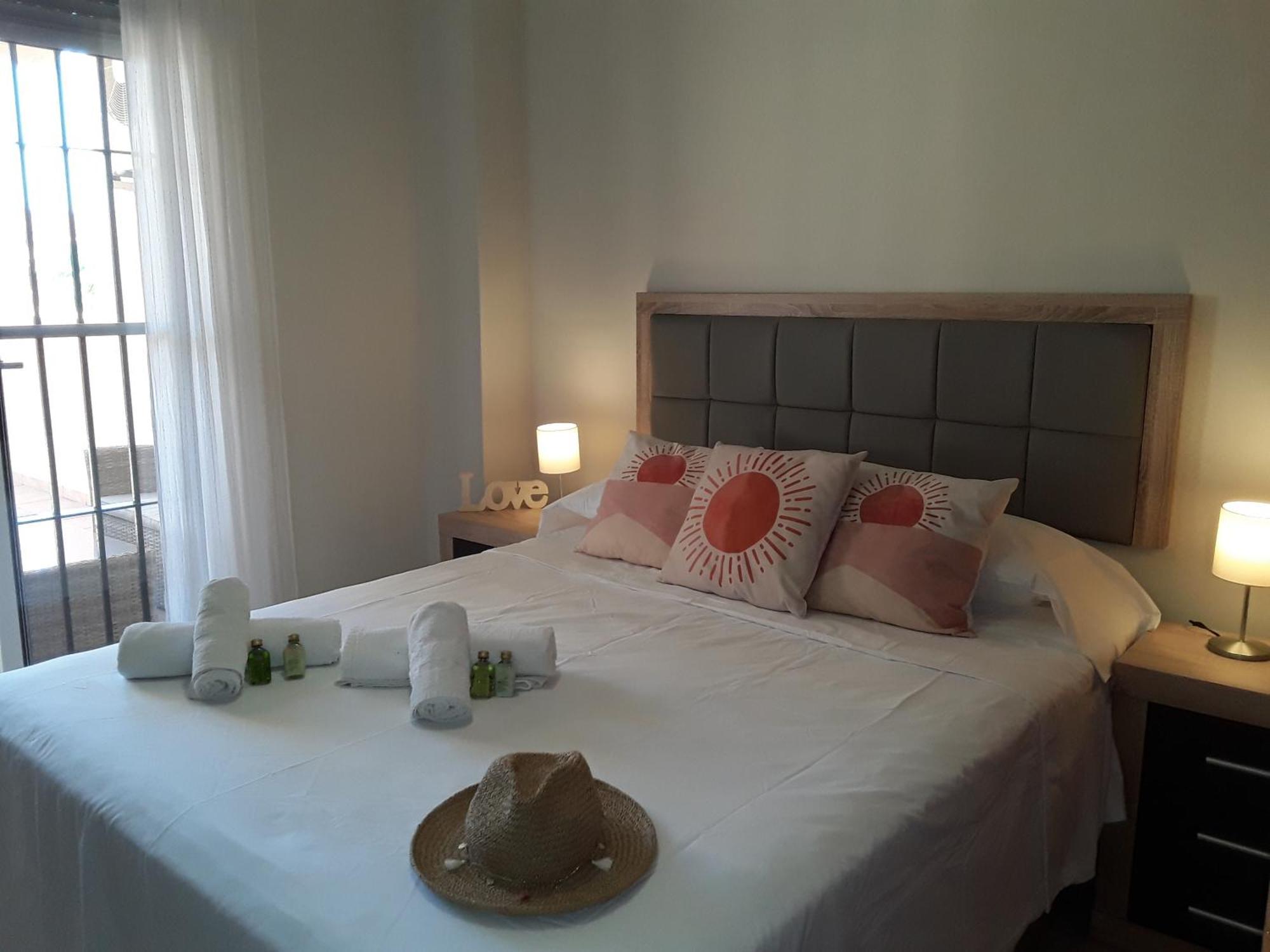 Whydhand Resorts Apartments ,Pools And Lovely Terrace Fuengirola Ngoại thất bức ảnh
